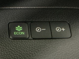 ★ECONスイッチ★ エコドライブを加速しよう!スイッチをONにすると、運転の仕方によるロスを抑え込み燃費をよくするようクルマが頑張ります(*^ー^*)燃費向上にチャレンジ♪