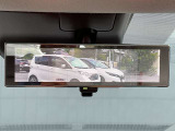 ◆◆◆インテリジェントルームミラーです。乗員、ヘッドレスト、積載物などで遮られがちなルームミラーの後方視界を車両後方にあるカメラの画像を映し出しいつもクリアに保ちます。