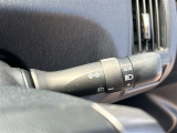 【オートライト(AUTO)】外の明るさをシステムが感知して、自動でヘッドライトが点灯します!ヘッドライトをつけ忘れを防ぐ便利機能です。