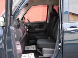 【中古車販売士在籍】車の状態や購入の際にかかる税金や諸費用についてなど、車の購入に関するお客様の不安や疑問に対して明確にご説明し、お客様のご要望に合わせた最適な一台をご提案いたします。
