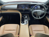 クラウンスポーツ 2.5 Z E-Four 4WD 本革シート