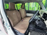 運転席シート廻りは使用感も少なく、良好な状態となっています。丁寧に使われていたことがよくわかりますね。