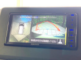【マルチアラウンドモニター】専用のカメラにより、上から見下ろしたような視点で360度クルマの周囲を確認することができます☆死角部分も確認しやすく、狭い場所での切り返しや駐車もスムーズに行えます。