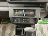 エンジンオイル、オイルエレメント、ワイパーゴム交換。その他バッテリーやベルト類など点検の上、必要な場合には交換してお渡します。