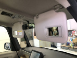 【車内ミラー】日常で使える、嬉しい車内ミラーがついてます!