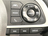 【レーダークルーズコントロール】高速道路での長距離走行が楽に!!自動で速度を保つクルーズコントロールが、衝突軽減システムと連携し、前方の車両を感知して車間を保つように速度調節してくれます!!
