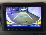 リアカメラ搭載! 狭い駐車場はもちろん、雨の日や夜間の運転も安心です。