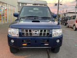 安心して長く乗れる高品質な中古車を常時100台以上展示してます。もし、欲しいクルマが置いてなければ、気軽に声をかけてください。ご希望の車を全国から探します!