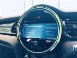 ◆LIBERALAは、輸入車選びの新たなスタイルを提案するインポート・セレクト・ブランドです。オーナー様となる方がクルマから直接感じる感性を第一にした、最良の一台との出会いをコーディネートいたします。