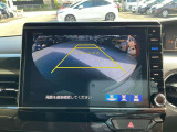 『バックモニター』はスムーズな駐車と安全確認をサポートします。