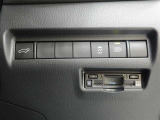 高速道路の料金所をスムーズに通過できるETC車載器♪※別途セットアップ料金を申し受けます。