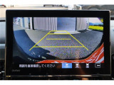 バックモニター付ですので、車庫入れも駐車もラクラクです。