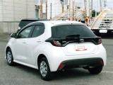 明るく広々、落ち着いた店内では、中古車のご検討・ご購入のほか、携帯電話(au)の購入等、様々なご相談に幅広く応えていきます♪