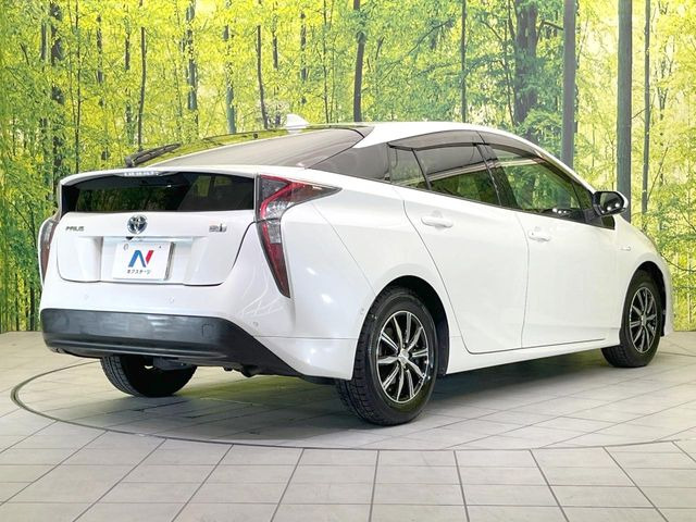 トヨタ プリウス 1.8 S セーフティ プラス の中古車詳細 (64,230km