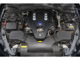 Ⅴ型6気筒 3,000cc 410HP(カタログ値)