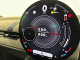 ★MINIには6個のエアバッグを標準装備。運転席/助手席エアバッグ、サイド・エアバッグ、ヘッド・エアバッグ。