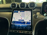 初年度登録から3年間は新車保証(メルセデスケア)を継承して、ご利用になれます。メルセデスケアは一部消耗品や、定期点検までも保証対象となりますので、保証が広範囲です。※詳しくはスタッフまでお問合せ下さい