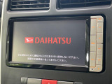 【純正ナビ】人気の純正ナビを装備しております。ナビの使いやすさはもちろん、オーディオ機能も充実!キャンプや旅行はもちろん、通勤や買い物など普段のドライブも楽しくなるはず♪