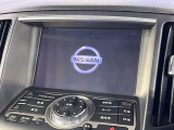 【メーカー純正ナビ】インテリアに溶け込むスタイリッシュな「専用設計」メーカーナビを装備♪視認性や操作性など基本性能にも優れ、より上質なカーライフをお楽しみいただけます。