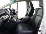 見通しのよいすっきりとした視界で、誰でも運転しやすいです。運転のしやすさは疲れにくさにも繋がりますよ♪