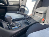 在庫車両に関してはお客様により良いものをご提供する為に品質に拘って仕入れを行っております。各お車の状態はそれぞれですのでご商談時に当店スタッフがご説明させて頂きますのでご安心くださいませ。
