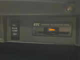 【ETC】高速道路の料金所をストレスなく通過!話題のスポットやサービスエリアに多い「スマートIC」利用時は必須のアイテムです。当店でセットアップを実施、ご納車当日からすぐにご利用いただけます!
