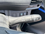 【オートライト(AUTO)】外の明るさをシステムが感知して、自動でヘッドライトが点灯します!ヘッドライトをつけ忘れを防ぐ便利機能です。