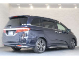 このお車はホンダ純正光脱臭・抗菌加工を納車前に致します。光触媒消臭は光触媒と銀イオンにより消臭とウイルス除菌や抗菌効果のダブル効果で車内を快適に保ちます。