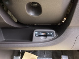 ビルトインタイプの【ETC】で見た目もスッキリ。高速道路の利用にとても便利です。