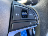 ACC(アダプティブクルーズコントロール)は、ペダル操作なしで設定速度を保ちます。先行車がいる場合には、先行車の車速に合わせ追従します。