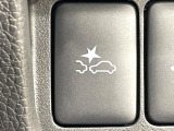 【エマージェンシーブレーキ】走行中に前方の車両等を認識し、衝突しそうな時は警報とブレーキで衝突回避と被害軽減をアシスト。より安全にドライブをお楽しみいただけます。