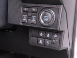 当社では全車、納車前にサービス工場で12ヶ月点検相当の整備を実施しております。そこで確認された不具合箇所は修理しておりますのでご安心下さい。