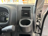 株式会社スズキ自販近畿アリーナ高槻西です。2025年 12月に中古車フロアをオープンいたしました。