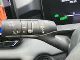 雨天時の視界をクリアに保ち、安全な運転をサポート。操作しやすい設計で、悪天候時でも安心して運転できます。