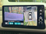 【マルチビューカメラシステム】専用のカメラにより、上から見下ろしたような視点で360度クルマの周囲を確認することができます☆死角部分も確認しやすく、狭い場所での切り返しや駐車もスムーズに行えます。