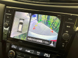 【アラウンドビューモニター】専用のカメラにより、上から見下ろしたような視点で360度クルマの周囲を確認することができます☆死角部分も確認しやすく、狭い場所での切り返しや駐車もスムーズに行えます。
