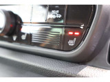 シートヒーター装備付き車!!座席に埋め込まれた電熱線によりシートを暖めることが出来る装備で、温められたシートは、寒い冬には最適です!!
