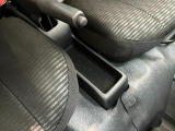 品質へのこだわり!専門のカークリーニング業者さんに依頼をして徹底的に内装・外装をキレイにしてもらっております。外装は磨きもしてもらっていますのでピカピカですね☆