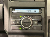 車内空調は&rdquo;AUTOエアコン&rdquo;にお任せ。運転に集中出来ますよ!