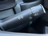【 オートライト 】オートライトなのでライトの点け忘れを気にすることなく運転が出来ます♪