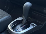 【 シフト 】スムーズなシフトチェンジで快適にお車を操縦していただけます!