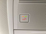 エアバッグ作動時や後突時、もしくは車内のSOSボタンを押した際に緊急通報オペレーターに連携し、救急・警察を手配します。更にオペレーターにも連携、お客様のご要望に応じてロードサービスの手配を行います。