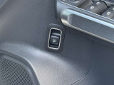 メルセデス・ベンツの定める厳しい基準をクリアしたお車のみをご案内させていただきます。納車前整備はメーカー規定に基づき100項目以上にも及ぶ点検を熟練のメカニックによって行いご納車させていただきます。