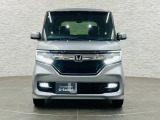 当社の優秀なスタッフがしっかり点検整備をさせていただいてからご納車いたします!さらに!ワイパーゴム、エレメント、エアクリーナーを新品交換させて頂いています!