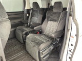 ◆北は北海道から南は沖縄まで、ご購入いただいたお車は全国にご納車が可能です!お電話、メール、動画などでリモートでお車のご案内も可能です!親切、丁寧に対応させて頂きますのでお気軽にご相談ください!