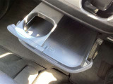 ご成約のおクルマ全て、エンジンオイルを交換してご納車させていただきます!また、点検時に消耗品の状態確認も行い必要に応じて新品交換させていただきます!