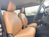 運転席シート廻りは使用感も少なく、良好な状態となっています。丁寧に使われていたことがよくわかりますね。