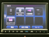 USB接続やBluetooth対応で、お気に入りの音楽を車内で手軽に楽しめます。快適なカーライフを演出する機能が満載です。