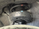 お車を安心してお乗りいただく為には、足回りの定期点検が欠かせません。サービスサポート(有償保証)では無料点検もご提供しており、安心のカーライフをお過ごしいただけるサポート体制が整っています。