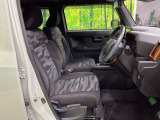 運転席シート廻りは使用感も少なく、良好な状態となっています。丁寧に使われていたことがよくわかりますね。